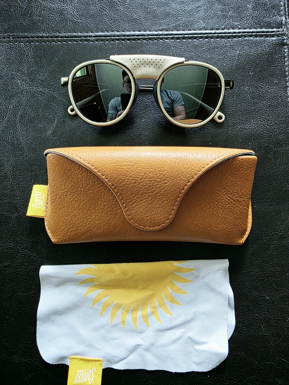 Sunski Strada Polarized Glasses In Ivory Silver.  Like New